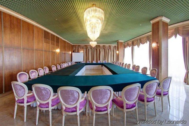 Hotel Kyiv Hotel 4*