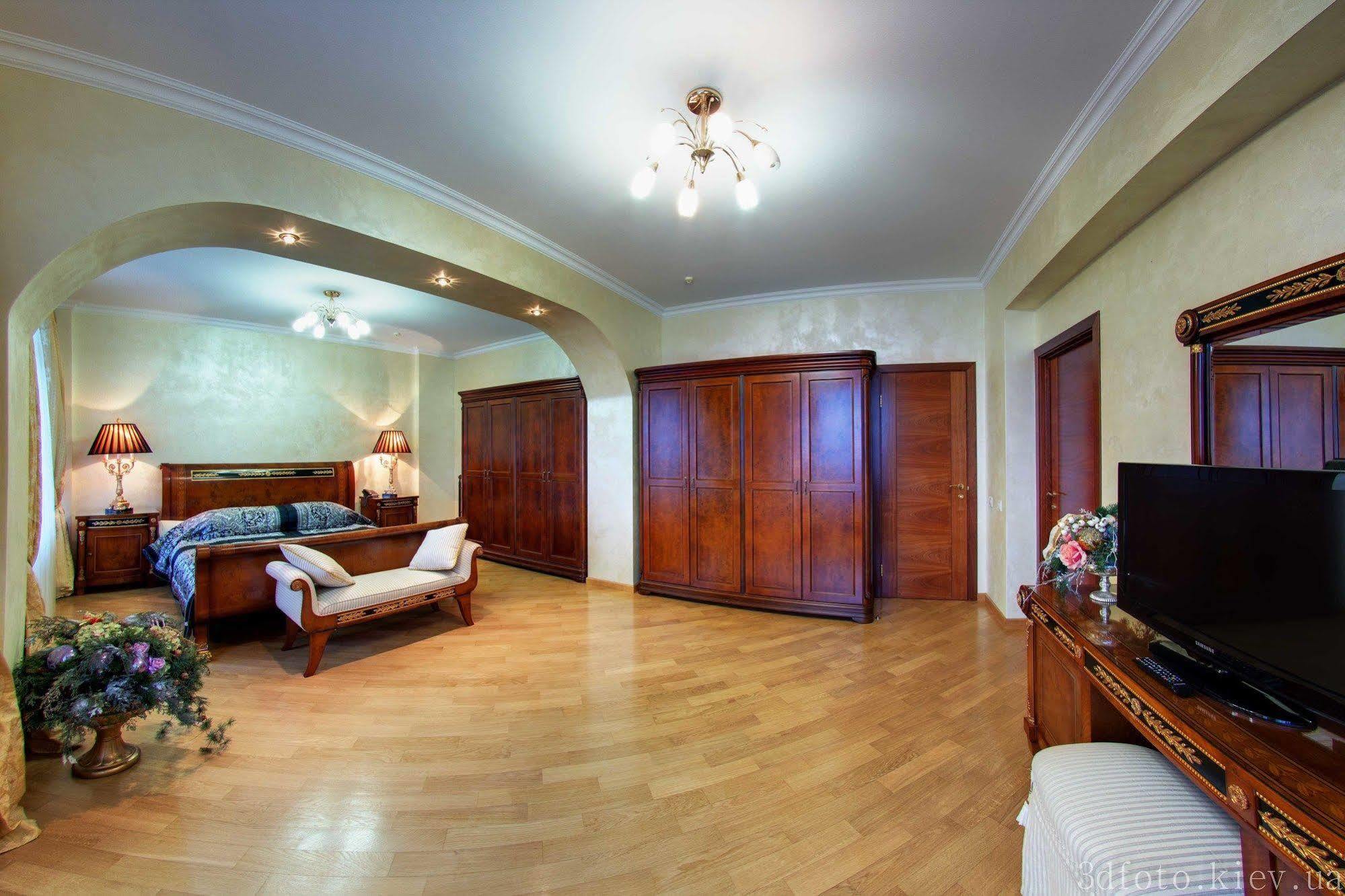 Hotel Kyiv Hotel 4*