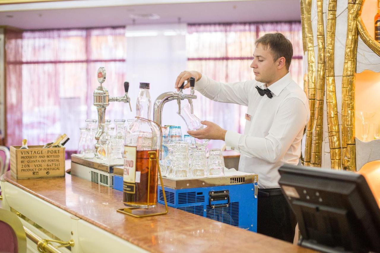 Hotel Kyiv 4*