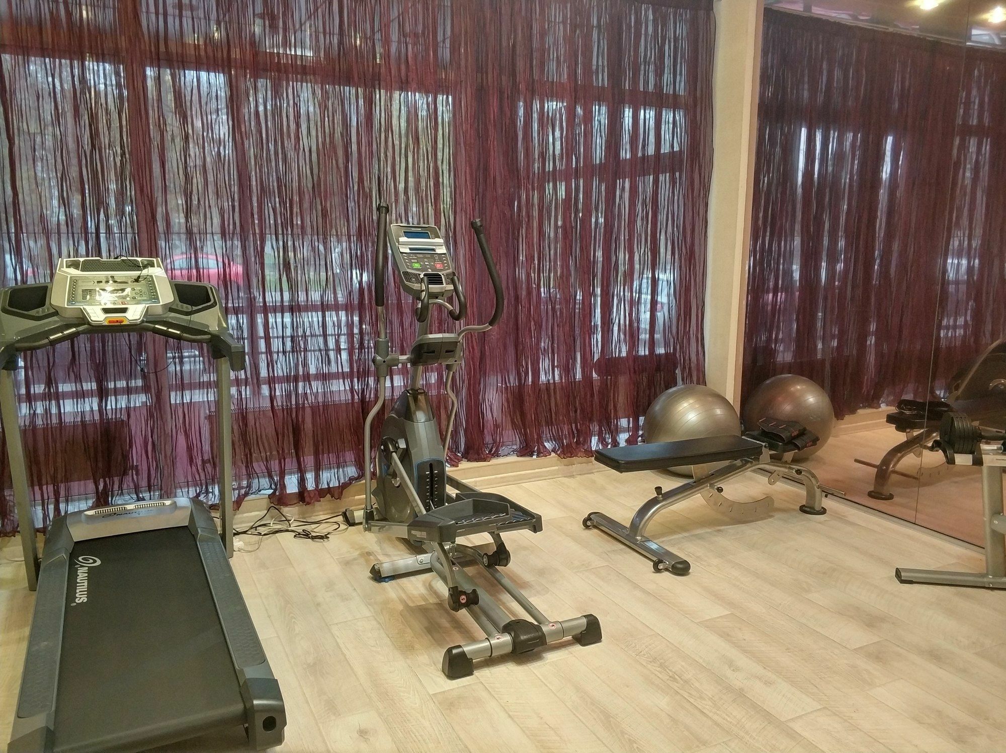 Hotel Kyiv 4* קייב